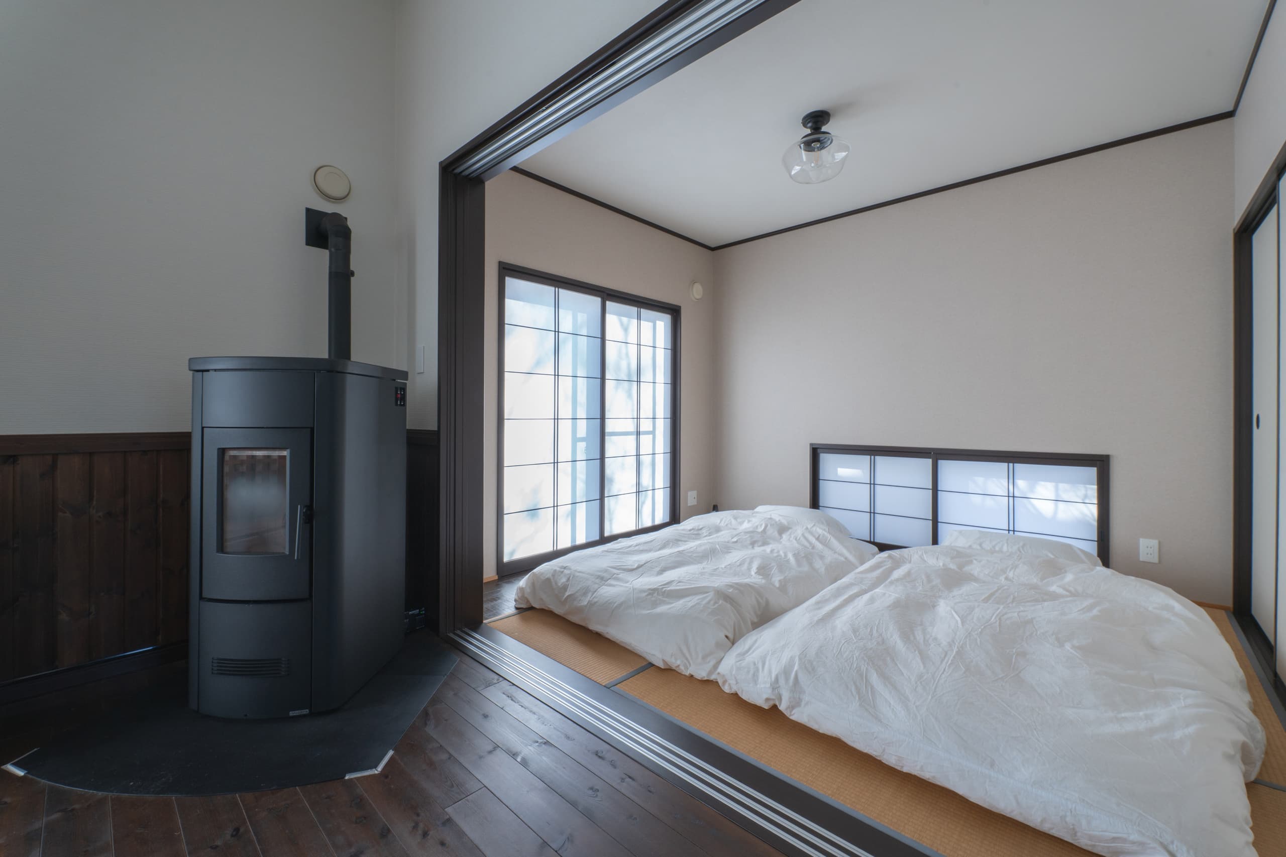 安曇野穂高の一棟貸し温泉宿 和室　布団