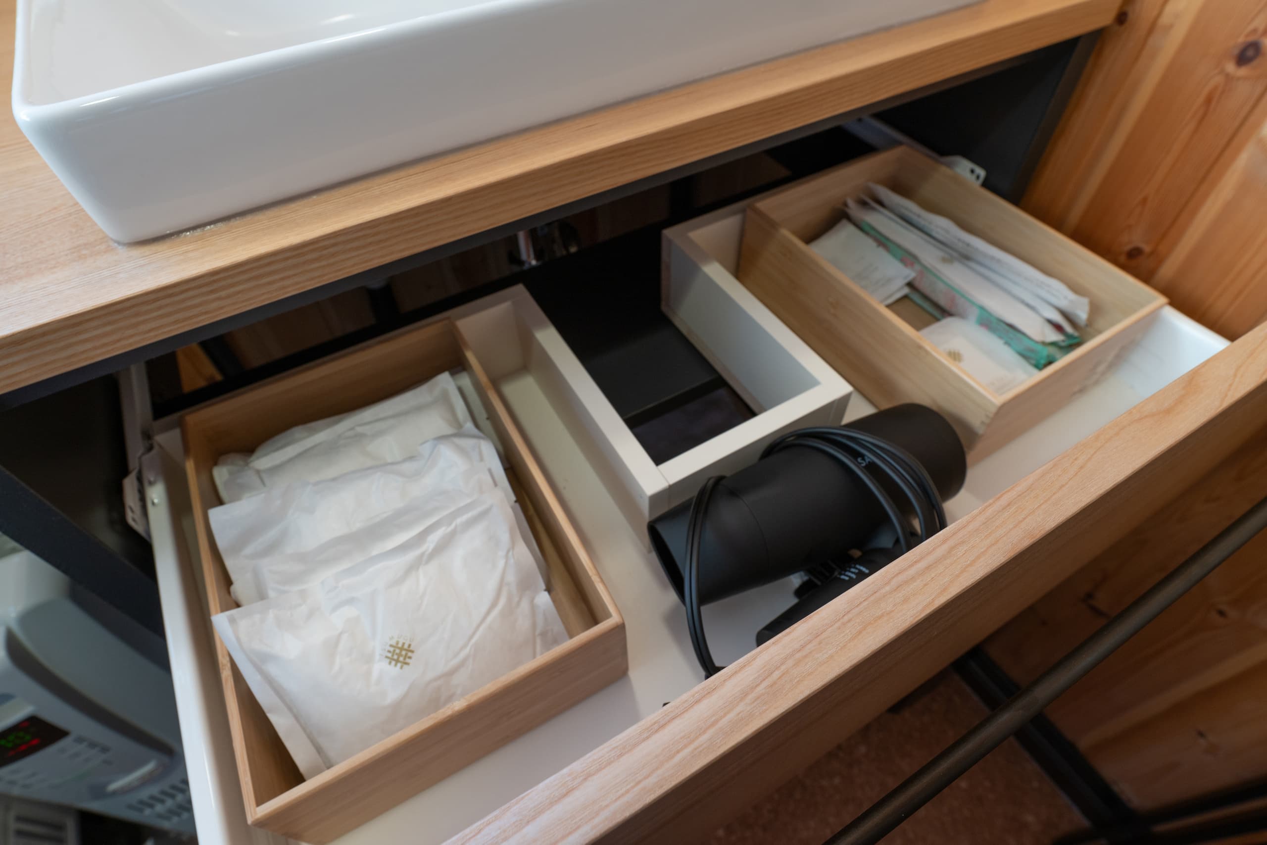 安曇野穂高の一棟貸し温泉宿 浴室　脱衣所 アメニティ